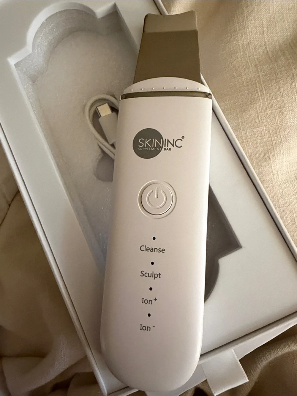 Skininc ultrasonic facial